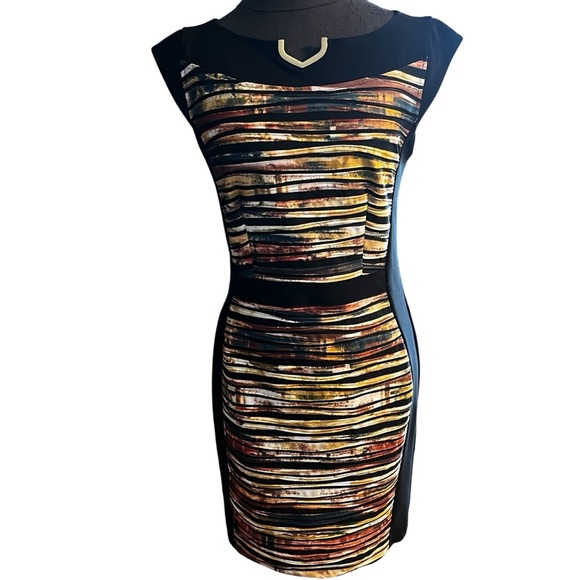 Joseph Ribkoff Bodycon Textured Panel Sleeveless Sheath Dress Size 10 - Picture 1 of 7